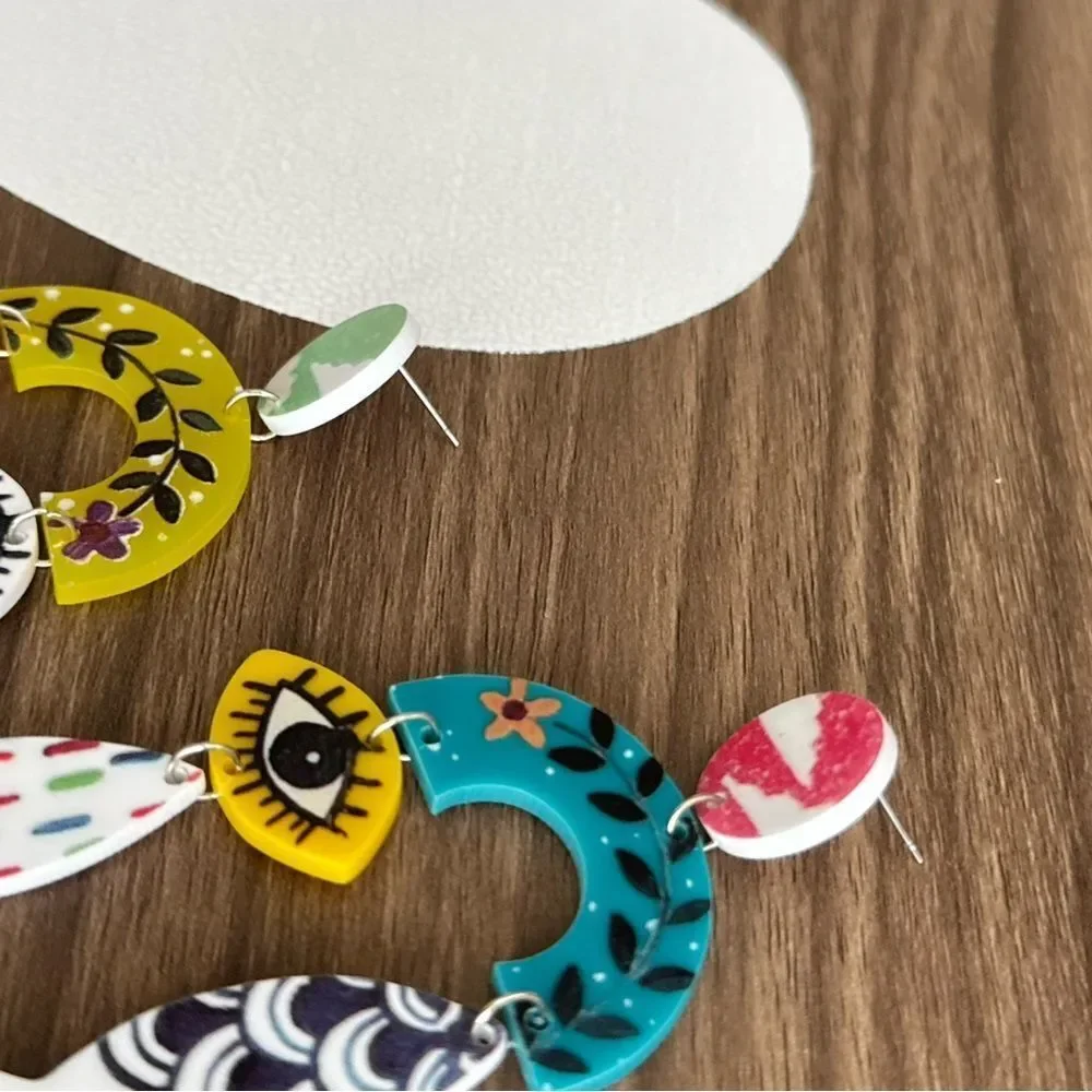 Evil eye Dangle Earrings Q100 - Picture 4 of 5